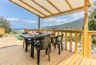  Camping Le Colomba 4*, Camping 4* à Olmeto (Corse du Sud) - Location Mobil Home pour 6 personnes - Photo N°4