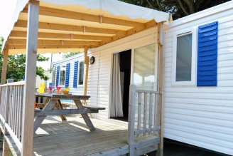 Camping L'Anse des Pins 4* - Plage - Ze collection, Camping 4* à Saint Georges d'Oléron (Charente Maritime) - Location Mobil Home pour 7 personnes - Photo N°1