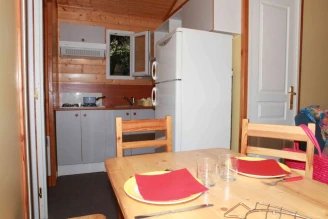 Camping Domaine Villa Verde, Camping 3* à Callas (Var) - Location Chalet pour 5 personnes - Photo N°4