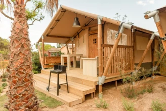 Camping del Mar 3*, Camping 4* à Malgrat de Mar (Barcelone) - Location Bungalow pour 2 personnes - Photo N°2