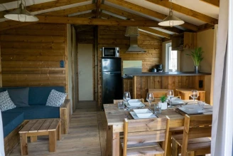 Camping Le Plô 3*, Camping 3* à Le Bez (Tarn) - Location Chalet pour 5 personnes - Photo N°3