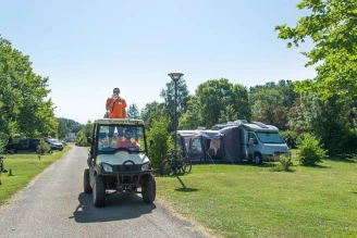 , Camping 3* à Rochefort sur Loire (Maine et Loire) - Location Mobil Home pour 4 personnes - Photo N°4